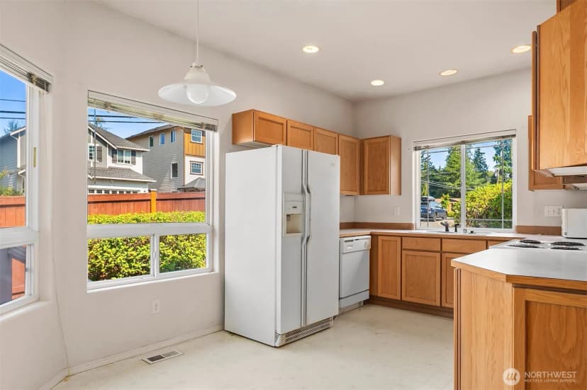 Property photo for 15604 48th Place W, Edmonds photo 7