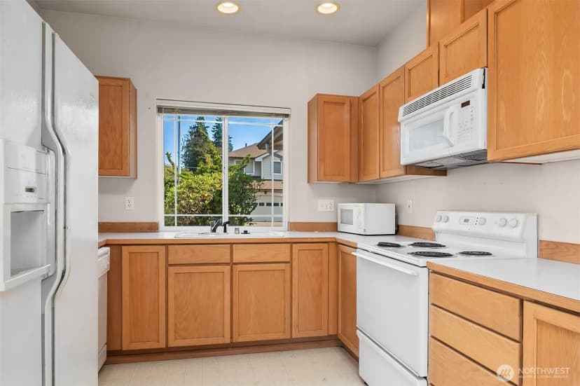 Property photo for 15604 48th Place W, Edmonds photo 5
