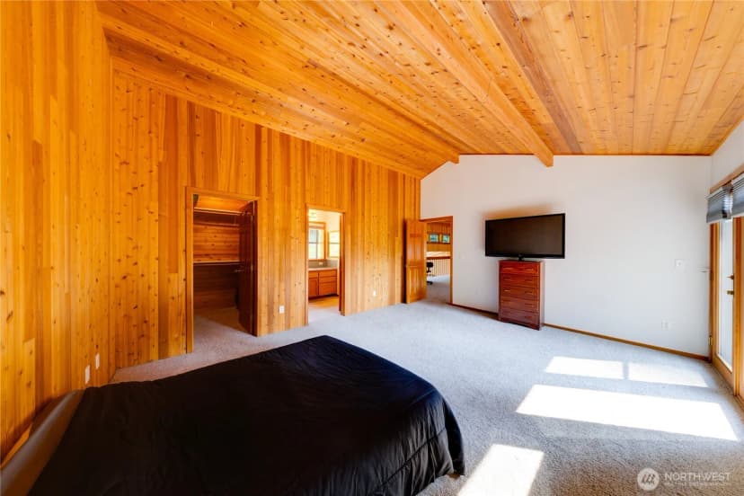 Property photo for 12210 Havekost Lane, Anacortes photo 18