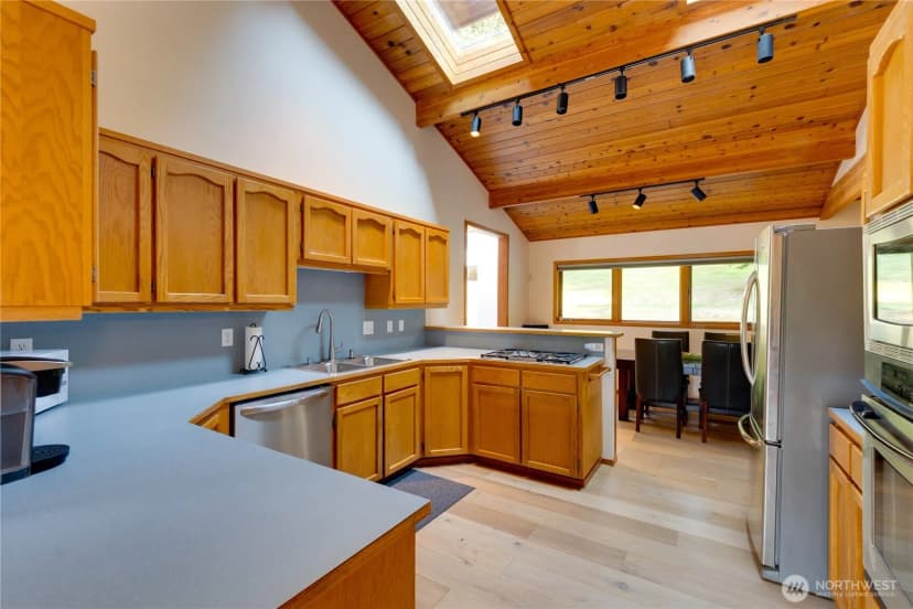 Property photo for 12210 Havekost Lane, Anacortes photo 14