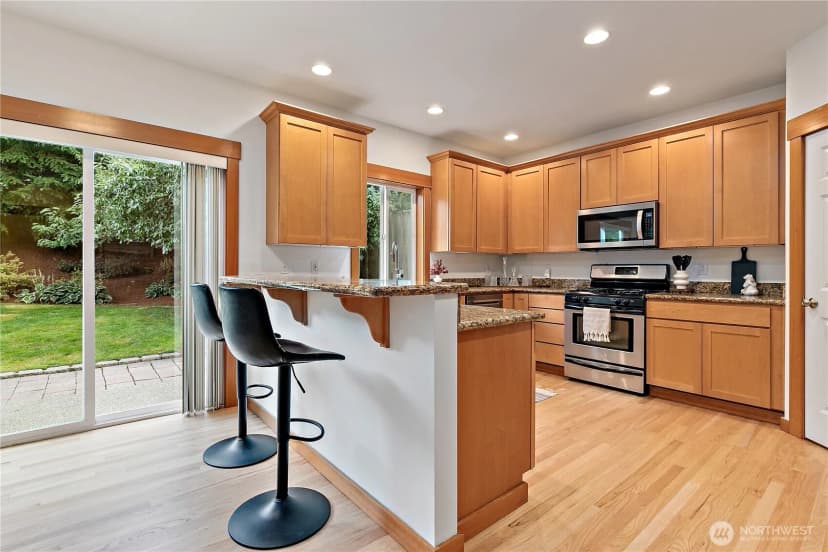 Property photo for 5468 18th Avenue Sw, Seattle photo 12