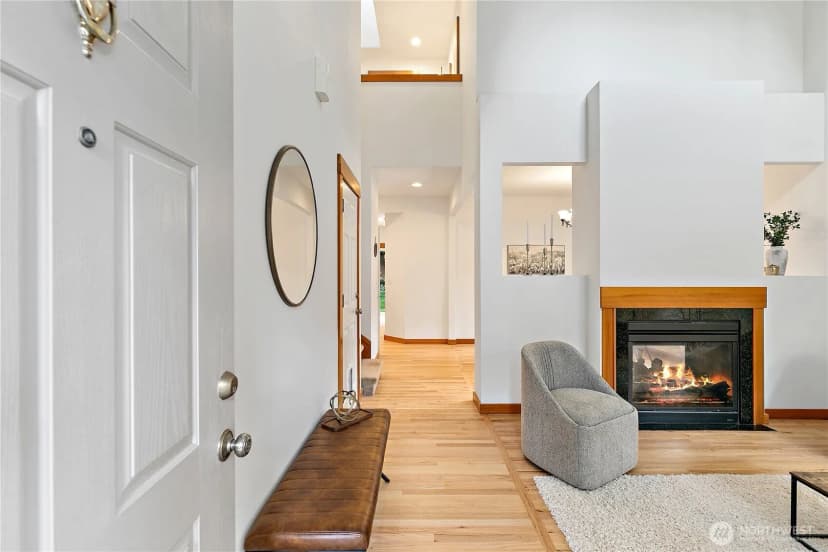 Property photo for 5468 18th Avenue Sw, Seattle photo 4