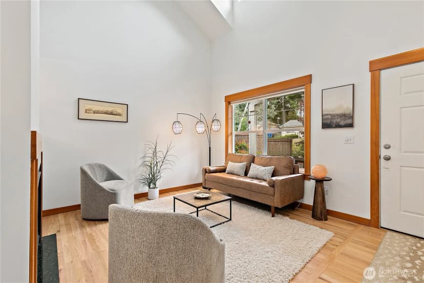 Property photo for 5468 18th Avenue Sw, Seattle photo 6