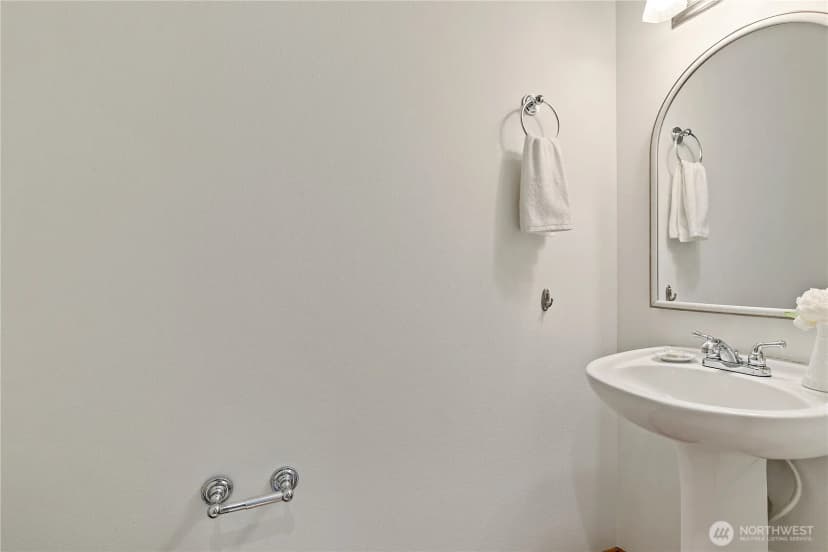 Property photo for 5468 18th Avenue Sw, Seattle photo 15