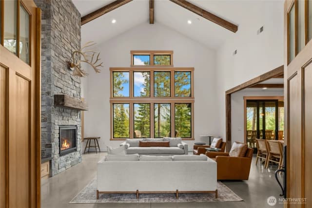 Property photo for 1141 Southern Star Lane, Cle Elum photo 3