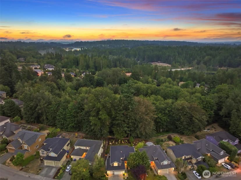 Property photo for 243 247th Place Ne, Sammamish photo 2