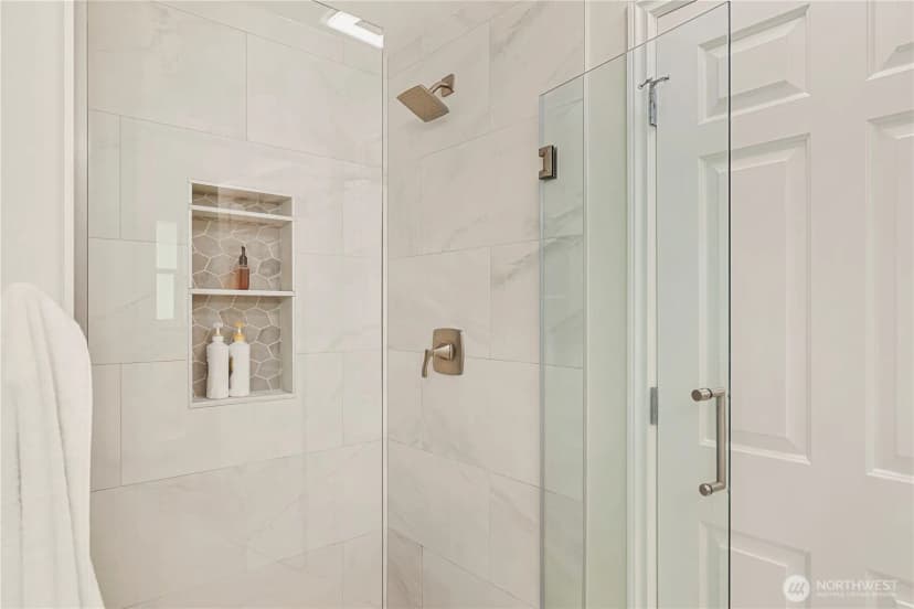 Property photo for 243 247th Place Ne, Sammamish photo 25