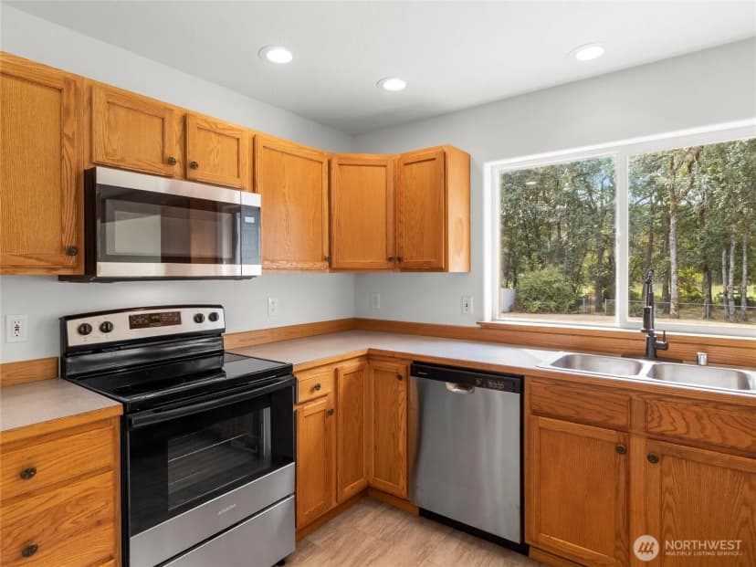 Property photo for 3607 180th Avenue Sw, Tenino photo 12