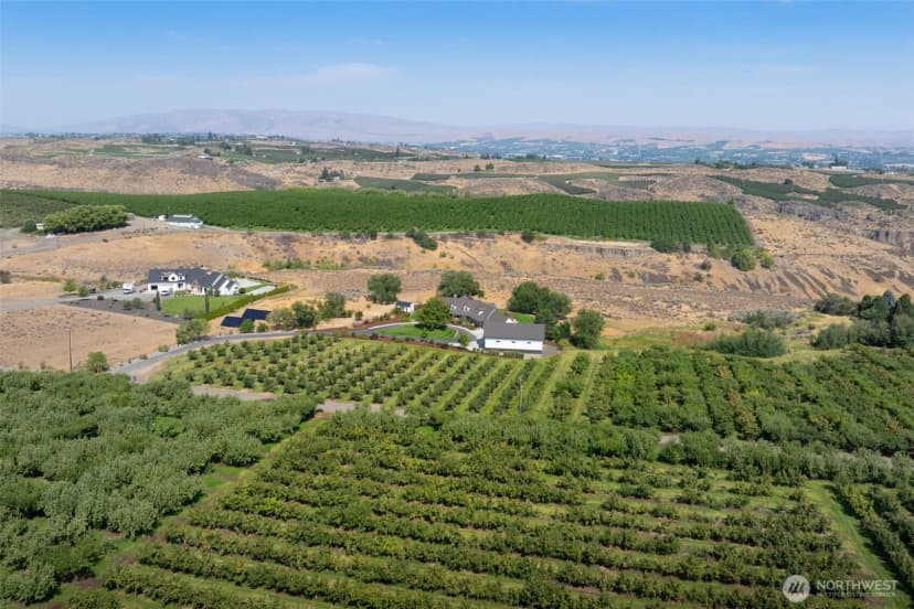 Property photo for 8151 Vertner Road, Yakima photo 6
