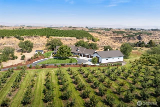Property photo for 8151 Vertner Road, Yakima photo 5
