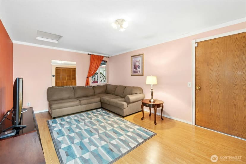 Property photo for 4906 150th Place Sw, Edmonds photo 14