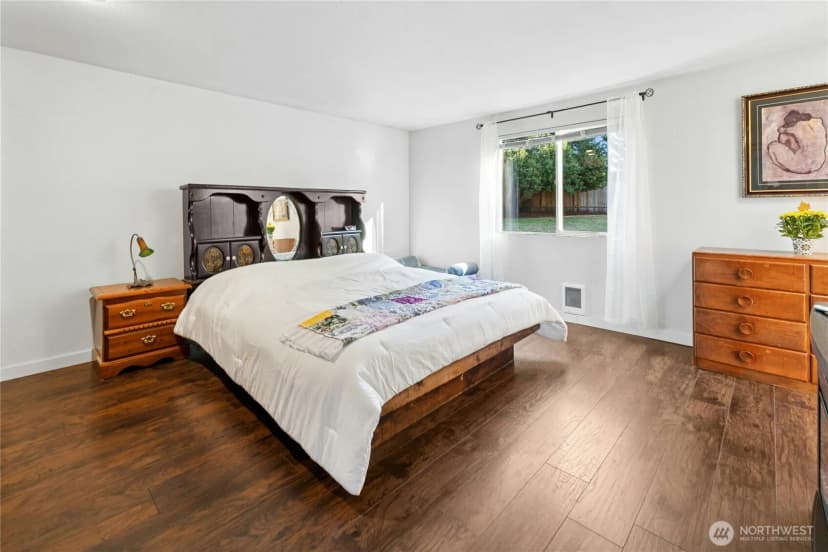 Property photo for 4906 150th Place Sw, Edmonds photo 15