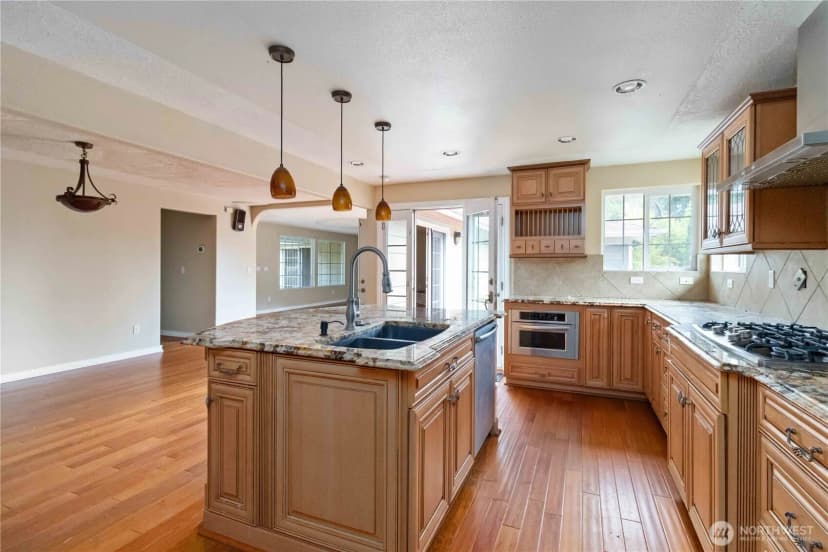 Property photo for 863 Byham Road, Winlock photo 9
