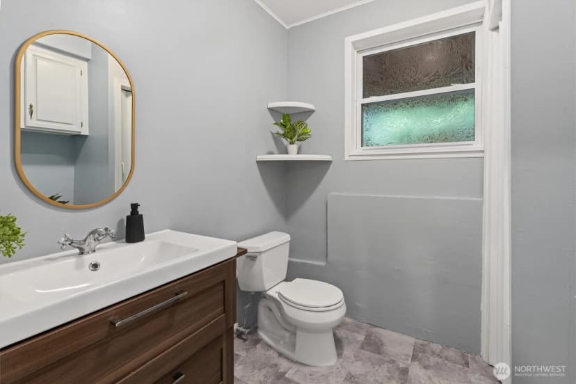 Property photo for 19203 Whitman Avenue N, Shoreline photo 27