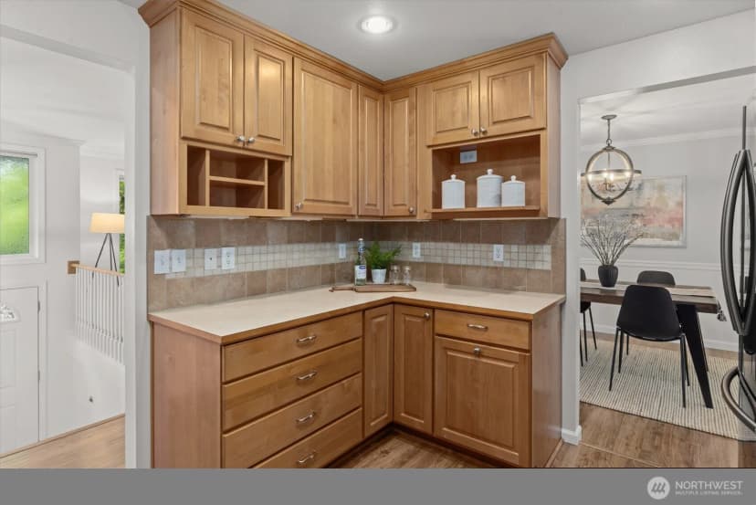 Property photo for 19203 Whitman Avenue N, Shoreline photo 11