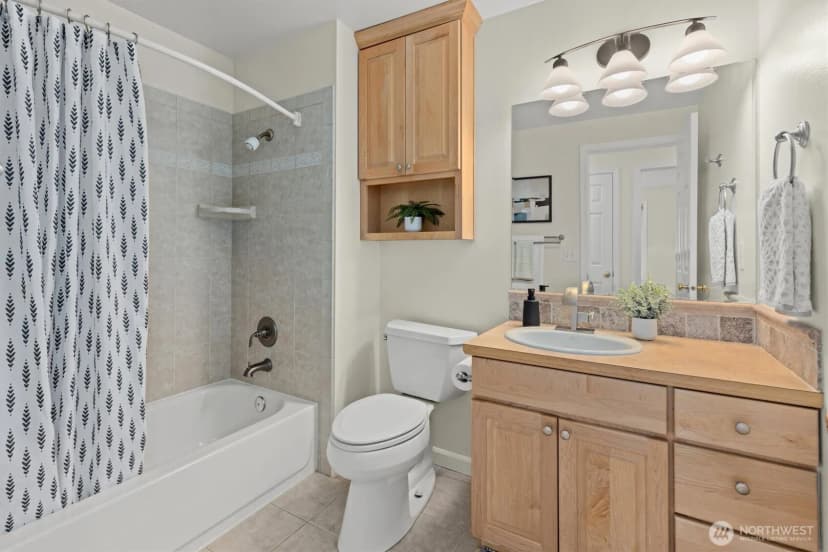 Property photo for 19203 Whitman Avenue N, Shoreline photo 20
