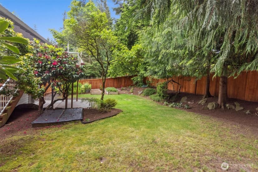 Property photo for 19203 Whitman Avenue N, Shoreline photo 33