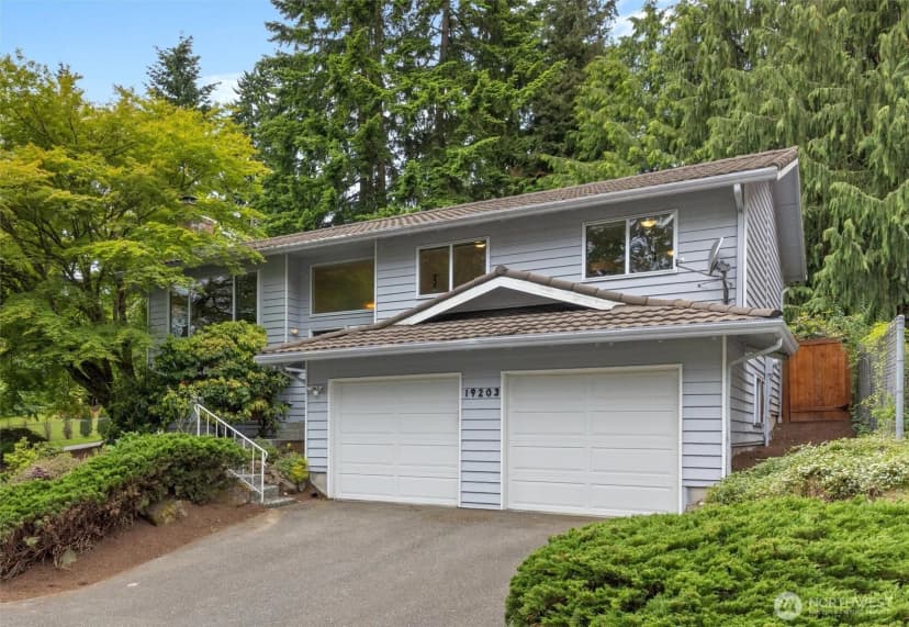 Property photo for 19203 Whitman Avenue N, Shoreline photo 6