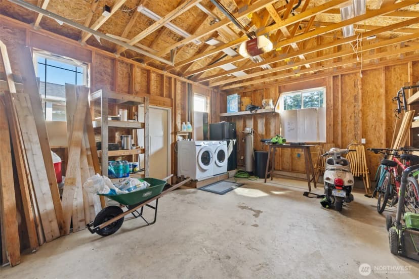 Property photo for 195 Laura Lane, Sequim photo 32