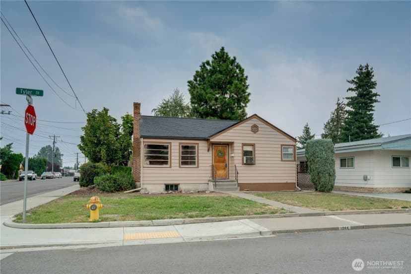 Property photo for 1044 Tyler, Wenatchee photo 22