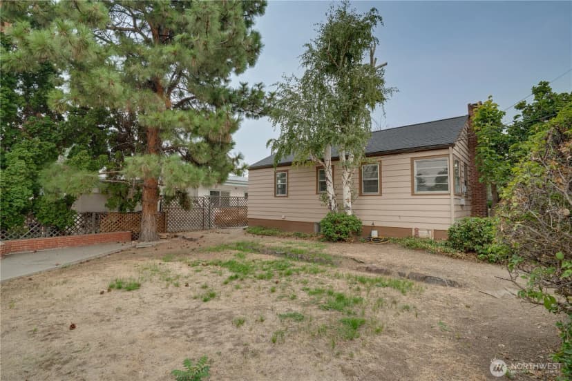 Property photo for 1044 Tyler, Wenatchee photo 23