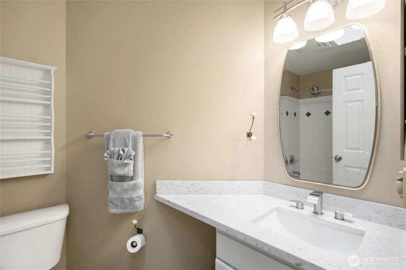 Property photo for 16267 16th Avenue Sw, Burien photo 28