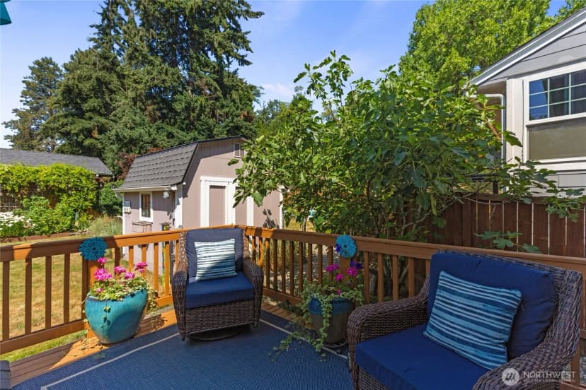 Property photo for 16267 16th Avenue Sw, Burien photo 37