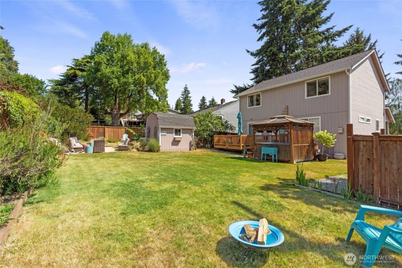 Property photo for 16267 16th Avenue Sw, Burien photo 32
