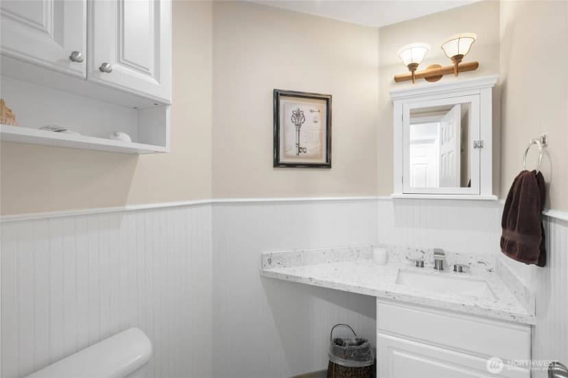 Property photo for 16267 16th Avenue Sw, Burien photo 30