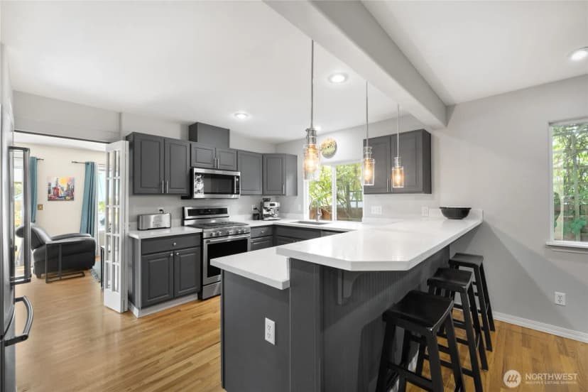 Property photo for 16267 16th Avenue Sw, Burien photo 10