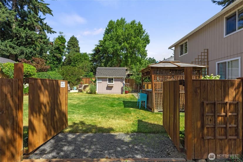 Property photo for 16267 16th Avenue Sw, Burien photo 36