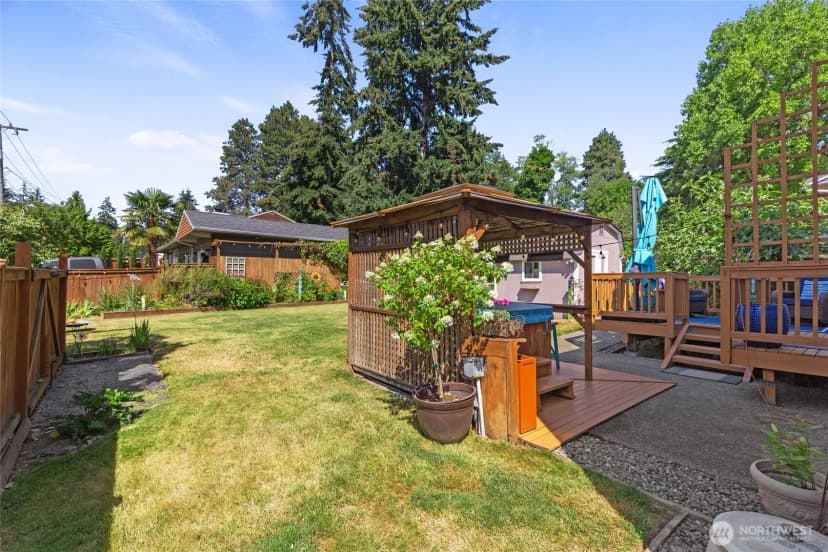 Property photo for 16267 16th Avenue Sw, Burien photo 34