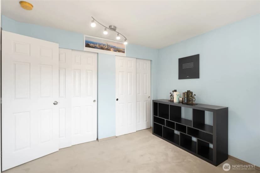 Property photo for 16267 16th Avenue Sw, Burien photo 23