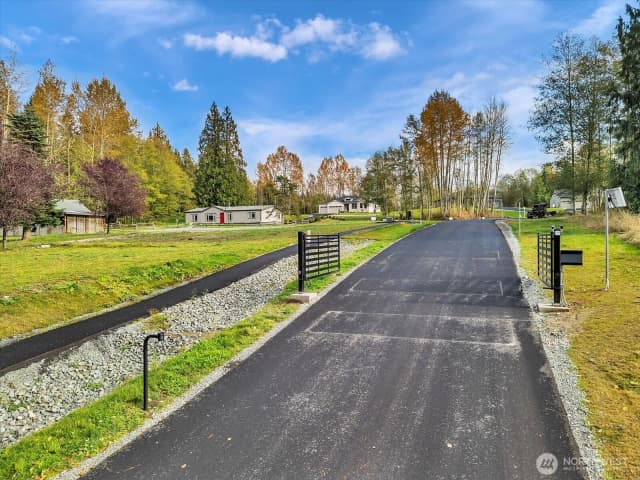 Property photo for 3825 295th Avenue Nw, Stanwood photo 2
