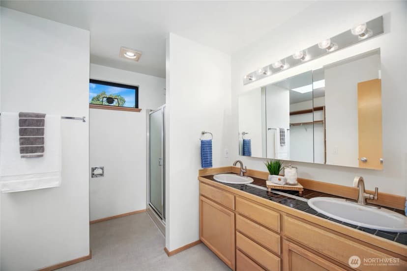 Property photo for 1307 Sw 160th Street, Burien photo 23
