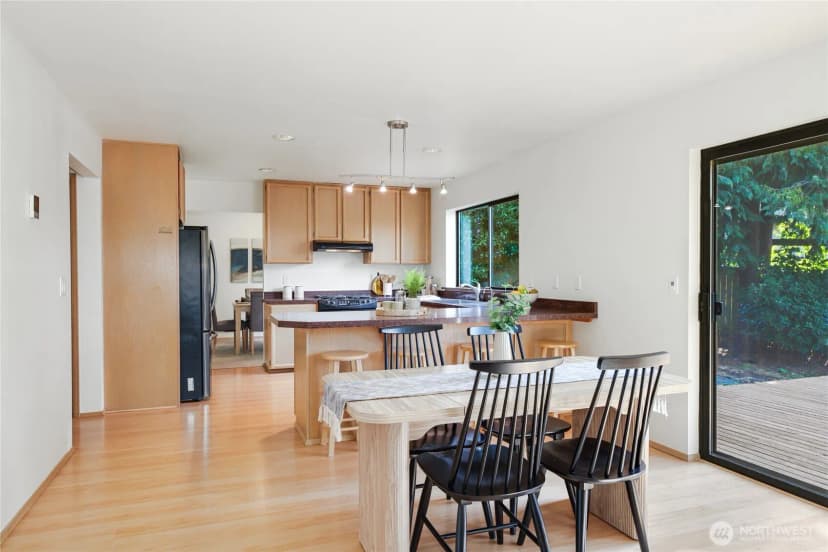 Property photo for 1307 Sw 160th Street, Burien photo 17
