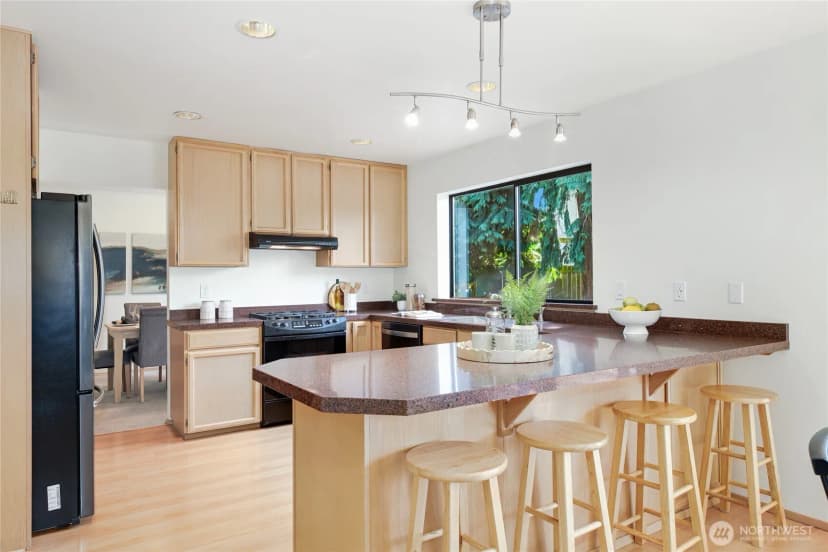 Property photo for 1307 Sw 160th Street, Burien photo 13