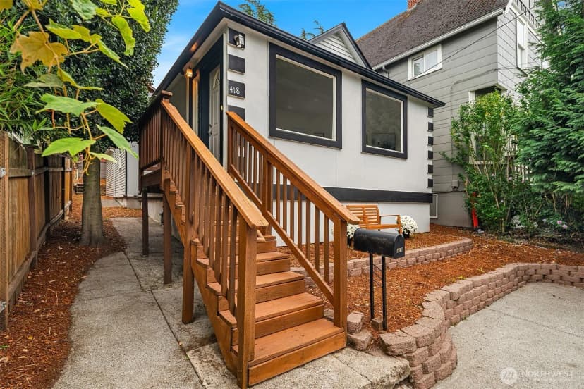 Property photo for 418 22nd Avenue, Seattle photo 18