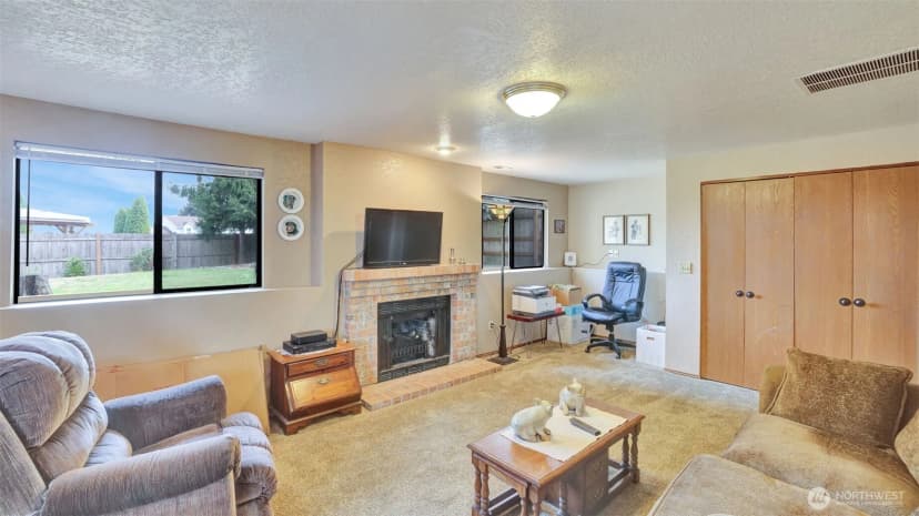 Property photo for 28108 28th Avenue S, Federal Way photo 15