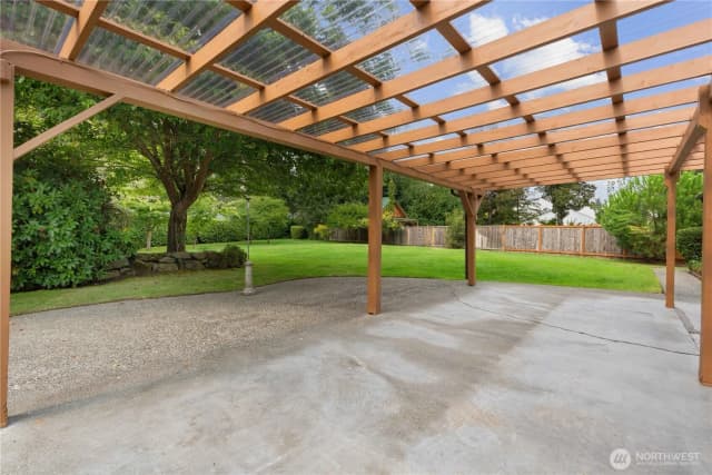 Property photo for 11308 Loma Place Sw, Lakewood photo 5