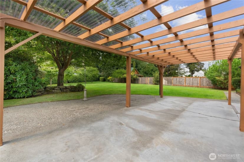 Property photo for 11308 Loma Place Sw, Lakewood photo 5