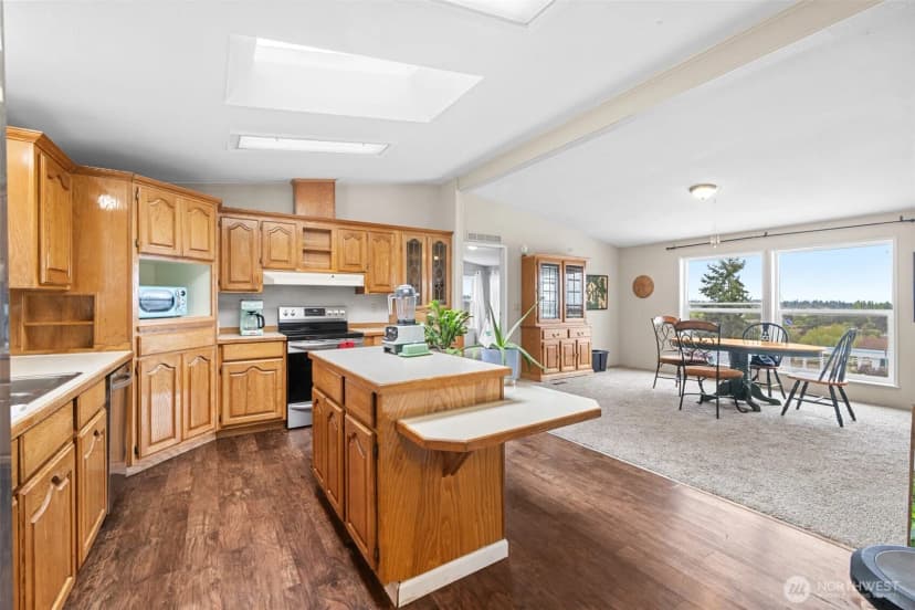 Property photo for 33 Winter Road, Port Angeles photo 8