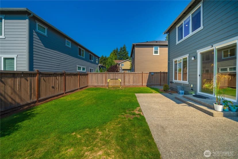 Property photo for 19821 75th Avenue Ne, Kenmore photo 29