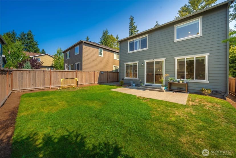 Property photo for 19821 75th Avenue Ne, Kenmore photo 28
