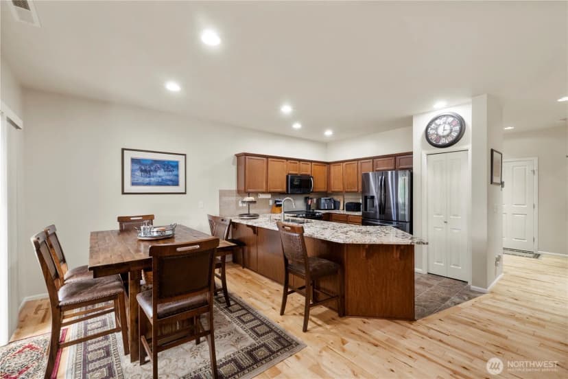 Property photo for 436 20th Street Nw, Puyallup photo 13