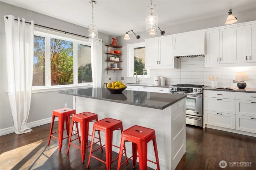 Property photo for 3039 Nw 71st Street, Seattle photo 10