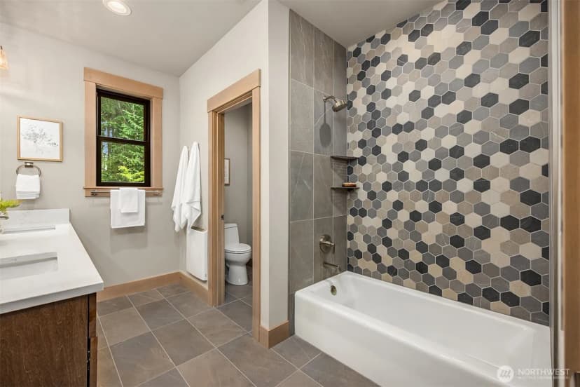 Property photo for 22972 S Kingston Road Ne, Kingston photo 31