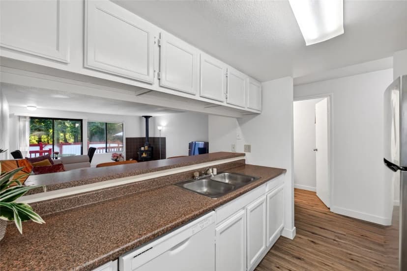 Property photo for 25051 144th Pl Se Kent Wa 98042, Kent photo 11