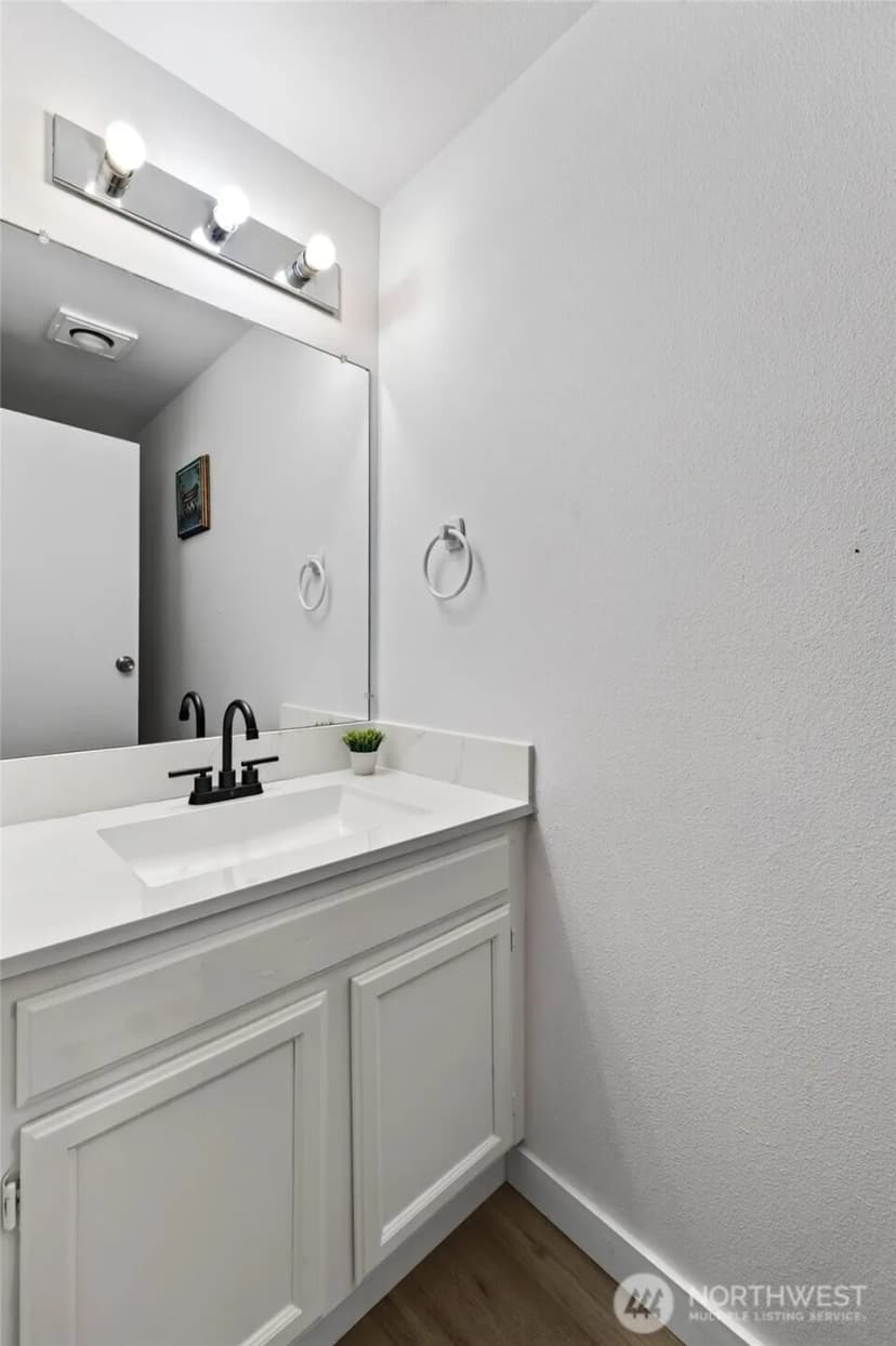 Property photo for 25051 144th Pl Se Kent Wa 98042, Kent photo 17