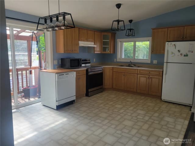 Property photo for 32118 T Place, Ocean Park photo 5